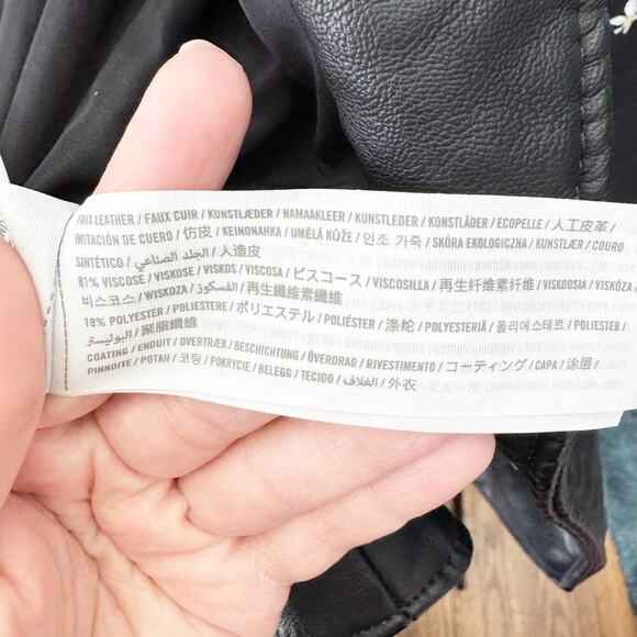 Abercrombie & Fitch Faux Leather Daisy Painted Black Moto Jacket Floral Unique - Picture 11 of 14